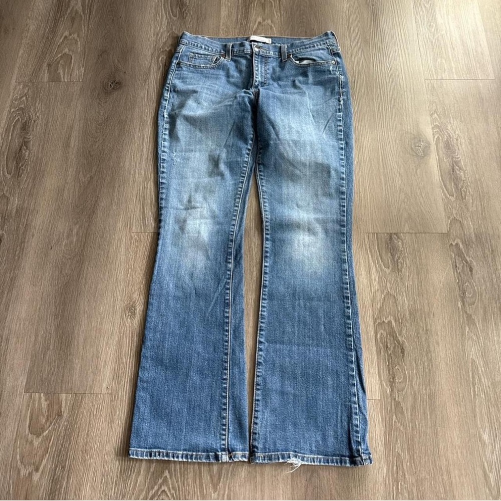 Levi's 515 Women's Medium/Light Blue Bootcut Jeans